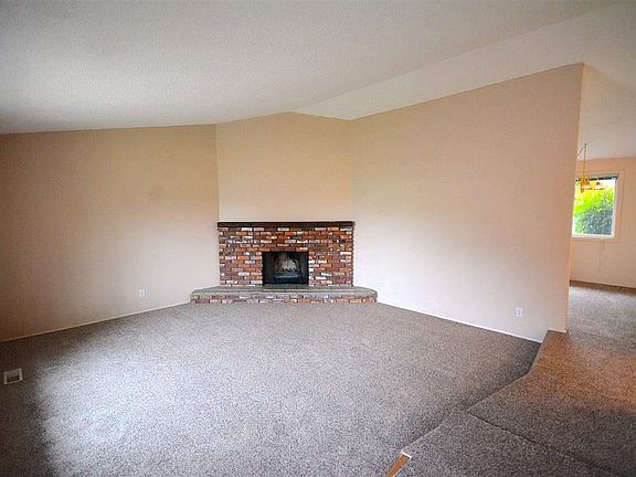 5th image of 3603 S Quincy Pl