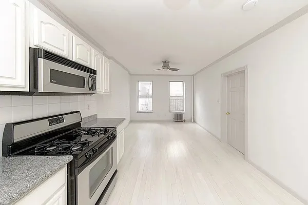 Rented by REAL New York | media 8