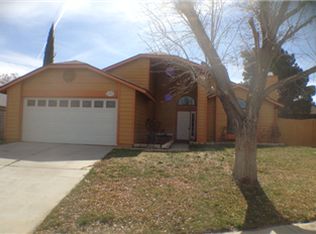2206 Moonlight Ct, Palmdale, CA 93550