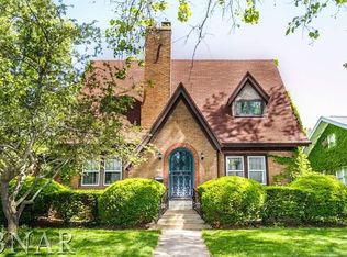 1402 E Olive St, Bloomington, IL 61701
