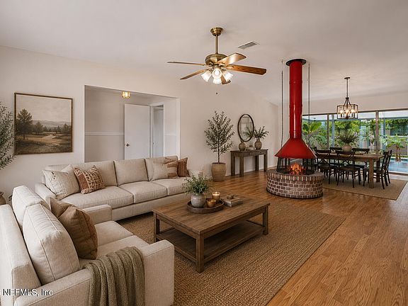 5th image of 8608 HAMMONDWOOD Road S
