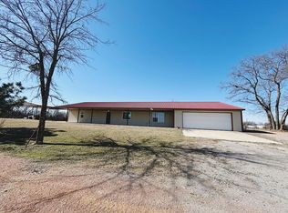 302 S Hackberry St, Coalgate, OK 74538