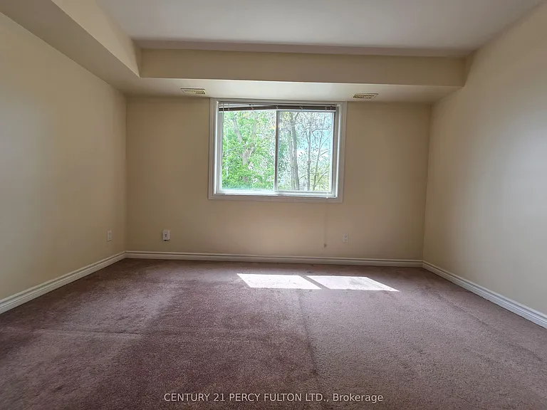 144 Mary St N #2 — Photo 18