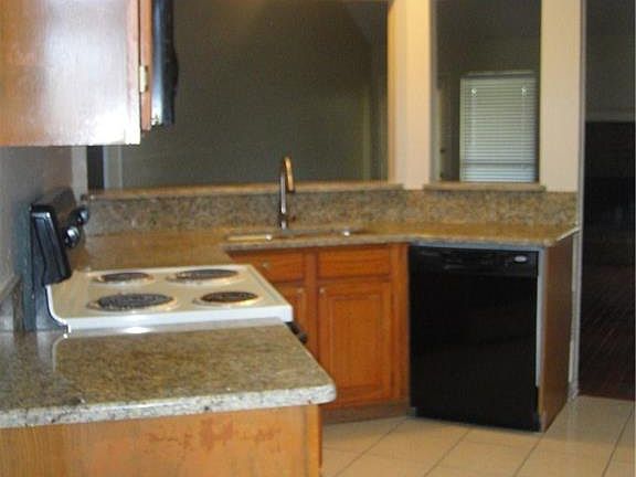4th image of 6500 Tempest Dr