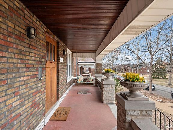 3rd image of 5522 Lisette Ave