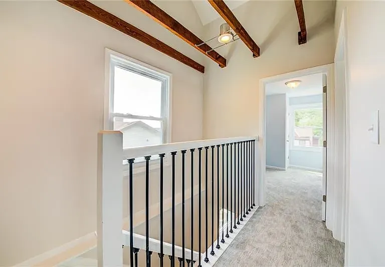 105 Southern Ave — Photo 13