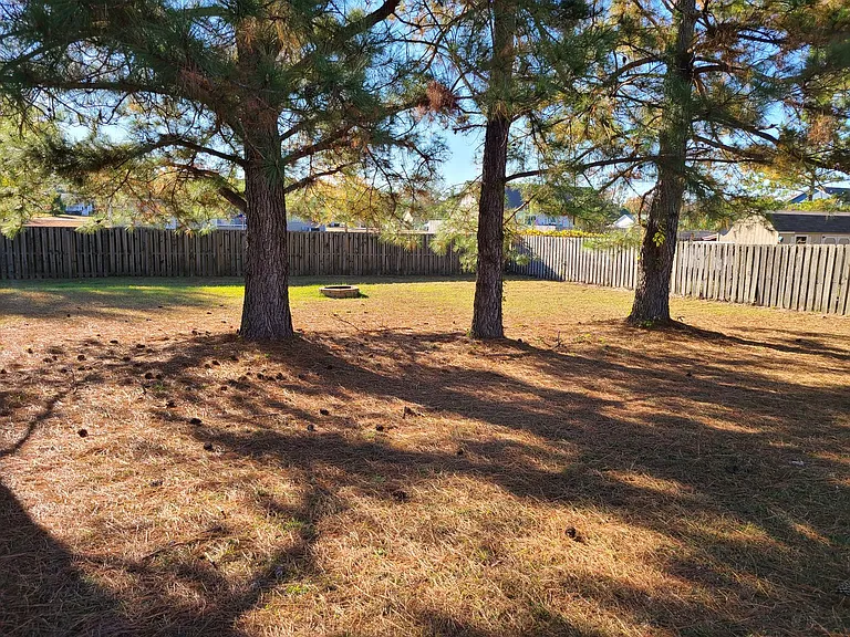 142 Candlewood Dr — Photo 21