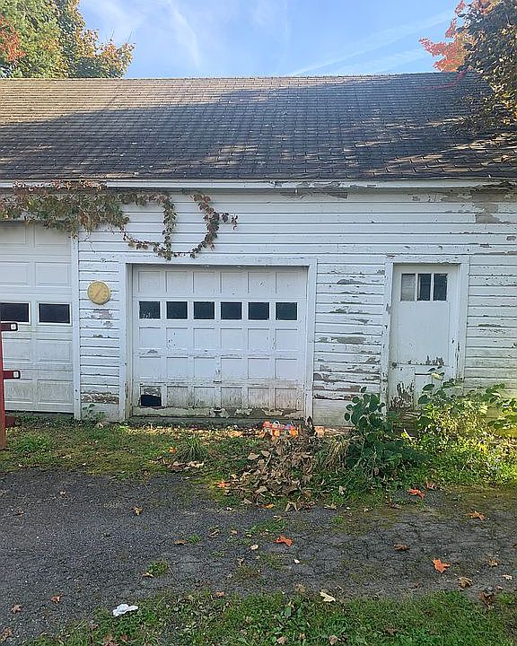 1062 Newport Rd, Utica, NY 13502 Zillow