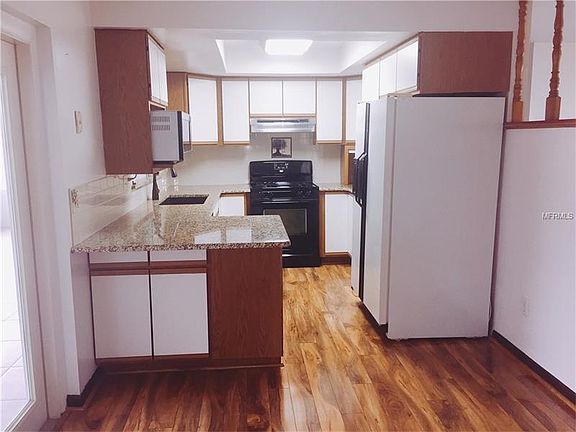 5th image of 4029 Seabridge Dr
