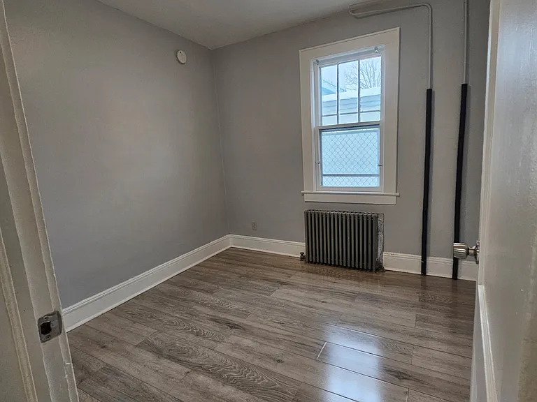 13-19 Warren St #19B1 — Photo 6