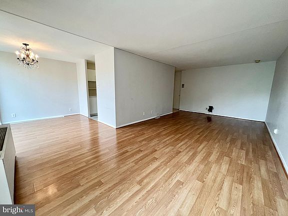 2nd image of 3600 Conshohocken Ave APT 414