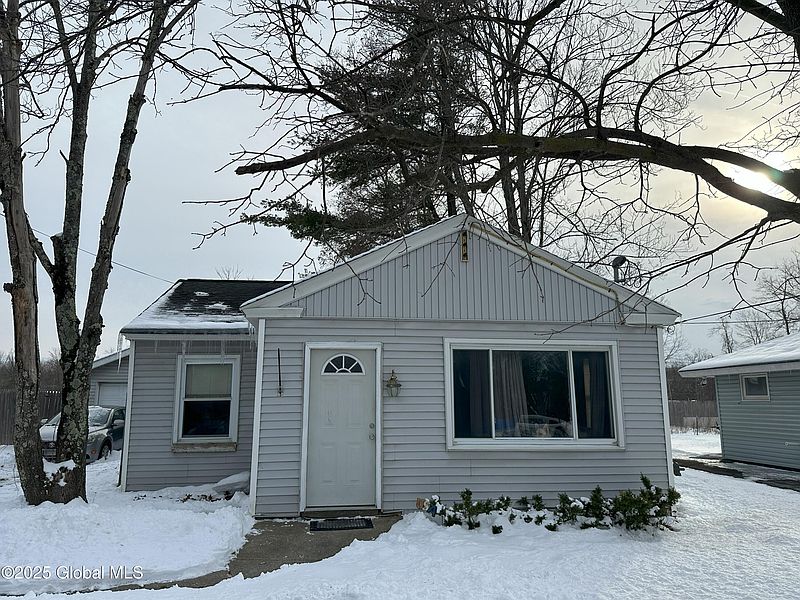 2nd image of 96 Morris Road