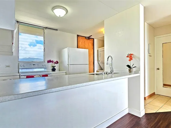 98-99 Uao Pl APT 2509, Aiea, HI 96701