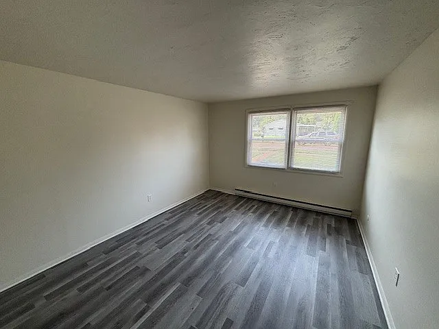 2 bed, $1,295 — Photo 4