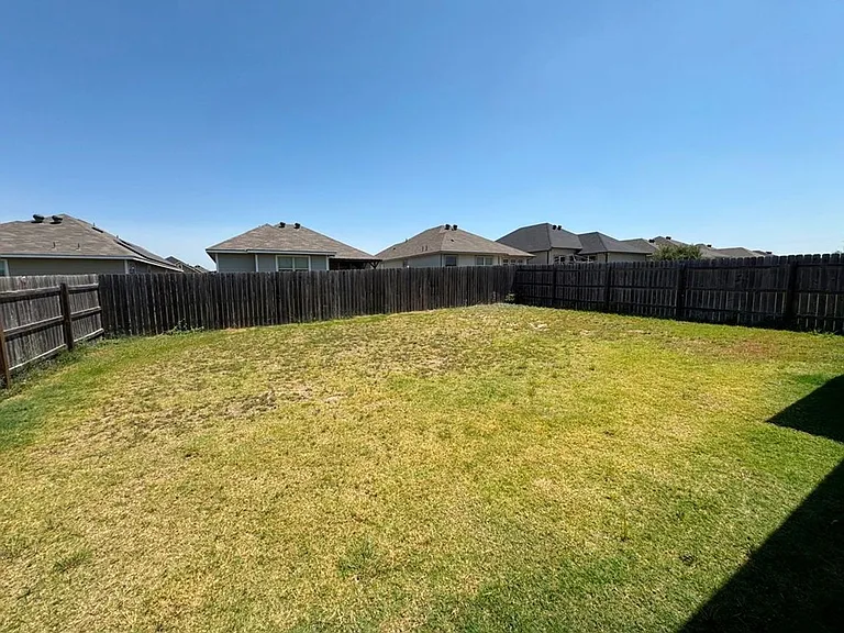 1908 Delano Dr — Photo 30