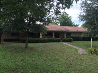 105 Dayton St, Linden, TX 75563