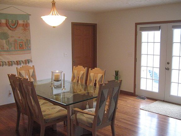 2nd image of 10457 N Puckett Ln