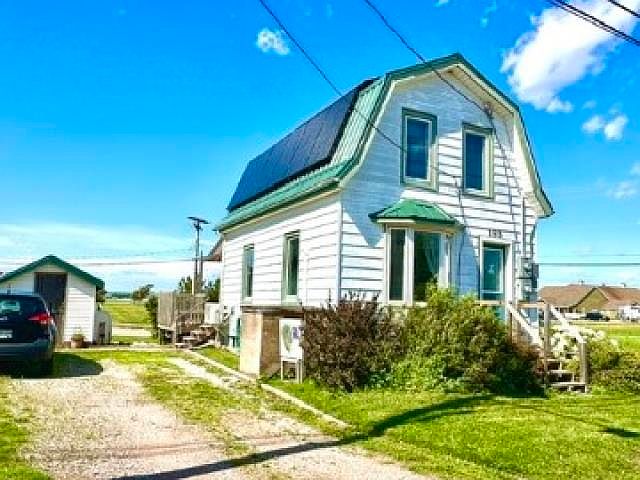 1st image of 193 Borden Ave