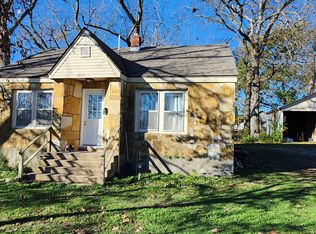 1013 Saint Louis St, West Plains, MO 65775