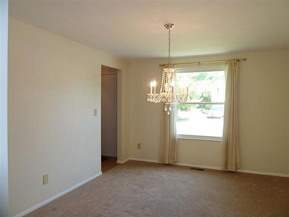 5th image of 5216 Woodcock Way