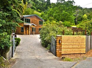 1075 Elizabeth St, Lafayette, CA 94549