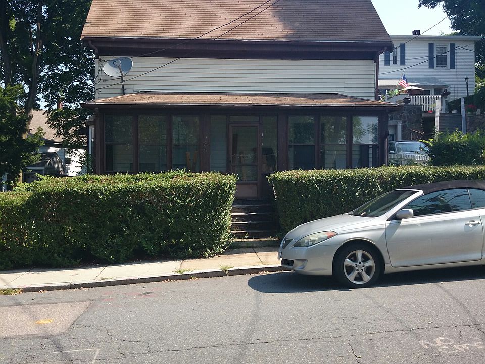2nd image of 8 Medway St