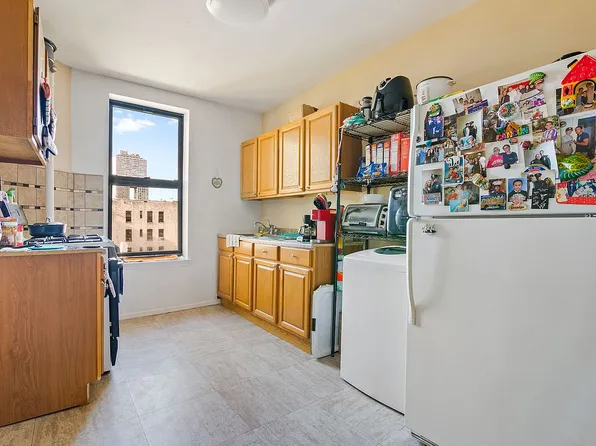 728 Driggs Ave APT 25, Brooklyn, NY 11211