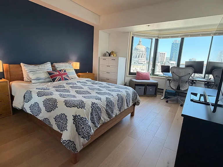 601 Van Ness Ave #504 — Photo 6