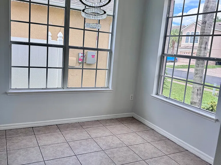13315 Meadow Bay Loop — Photo 4