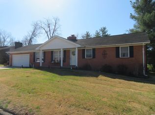 3213 Aspen Dr, Evansville, IN 47711