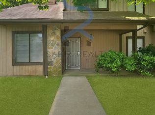 5802 Trent Walk Dr, Lithonia, GA 30038