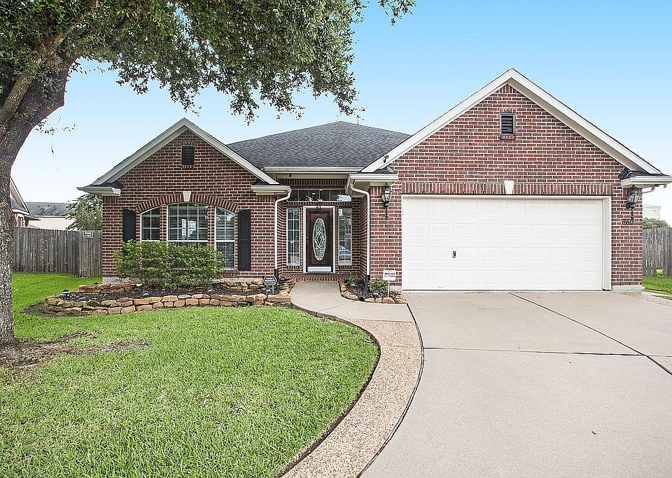 Gorgeous Newmark Home!