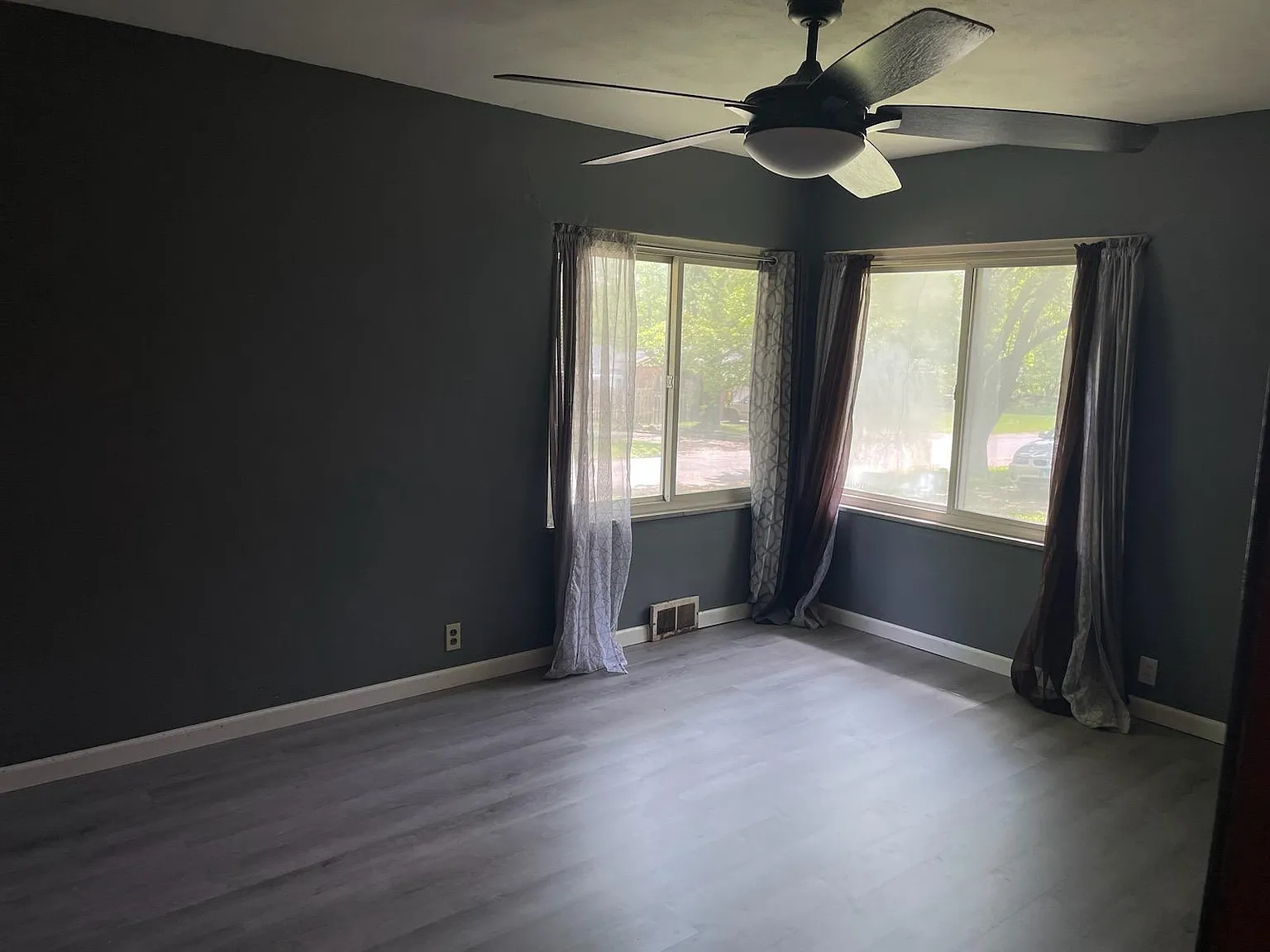 2 bed, 1109 sqft, $1,050 — Photo 4