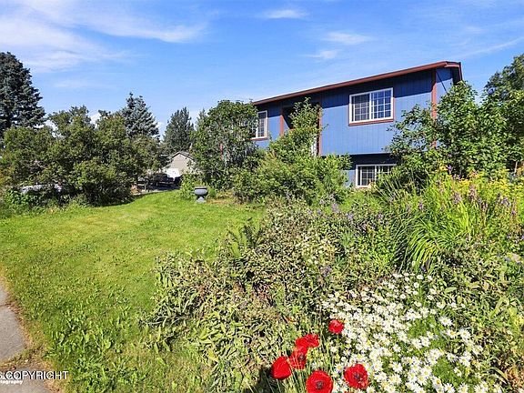 2nd image of 6601 Eileen Cir