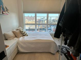 967 Kent Ave #2F, Brooklyn, NY 11205