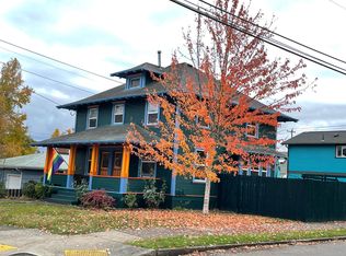 1706 SE Bidwell St #B, Portland, OR 97202