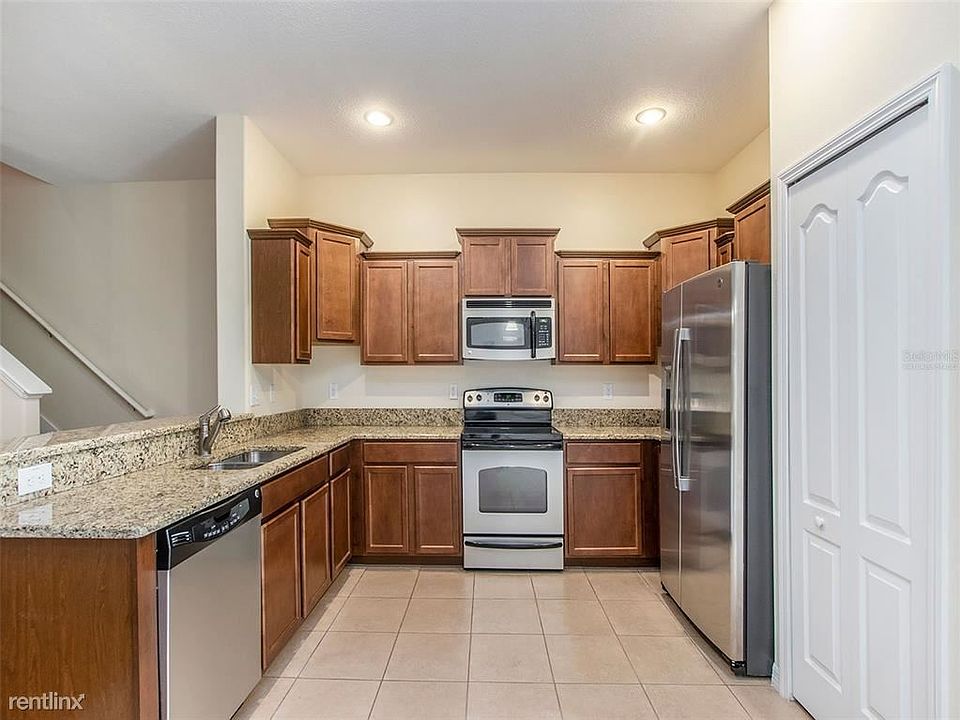 1st image of 20405R Berrywood Ln