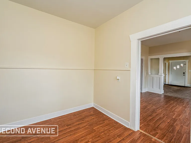 3201 Avenue E — Photo 11
