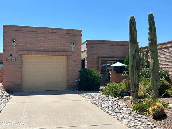 1972 W Misty Hollow Ln, Tucson, AZ 85704