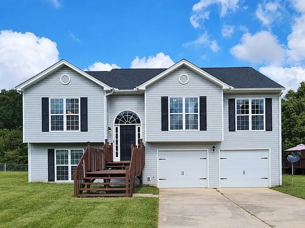 197 Ridgeland Dr, Maysville, GA 30558
