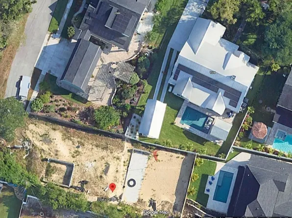 417 Forest Heights Dr, Tarpon Springs, FL 34689