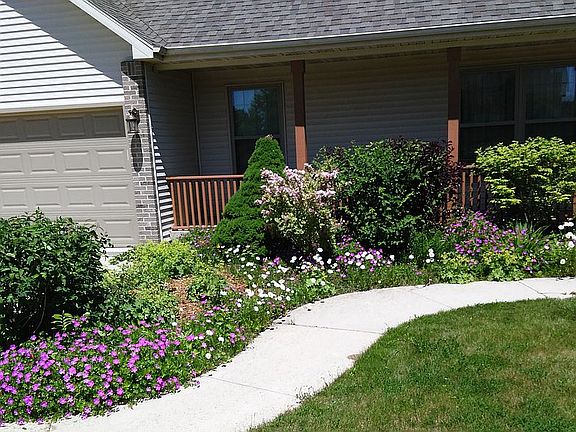 3rd image of N7046 Woodside Hills Dr