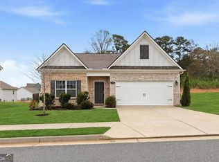 176 Innis Brook Cir, Cartersville, GA 30120