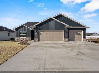 2518 Tipperary Trl, De Pere, WI 54115