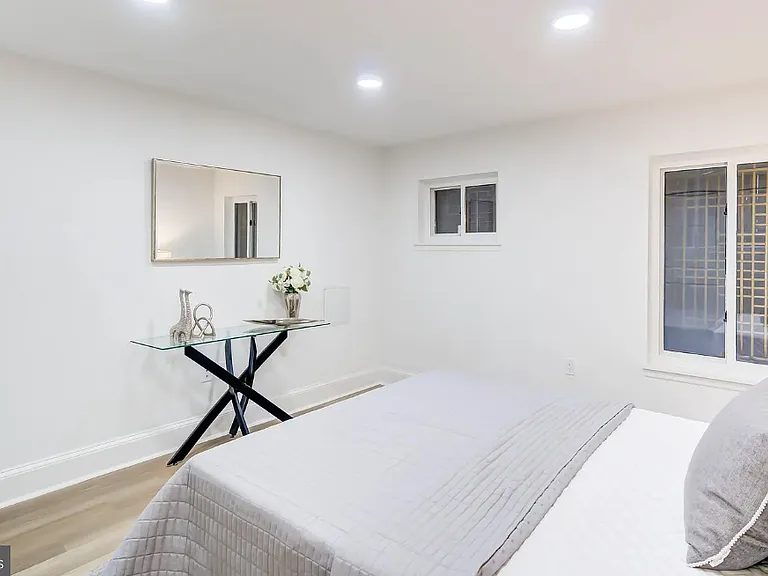 1673 Park Rd NW #B2-2 — Photo 9