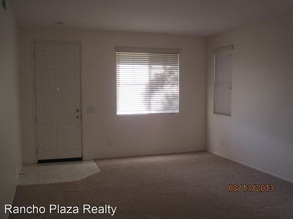 4th image of 38909 Hickory Hill Ct