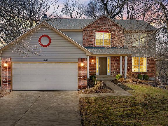 2nd image of 1247 Richland Meadows Dr