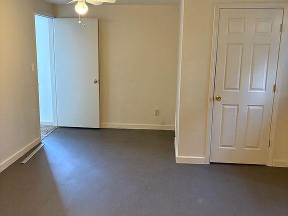 3rd image of 626 Hillsboro St