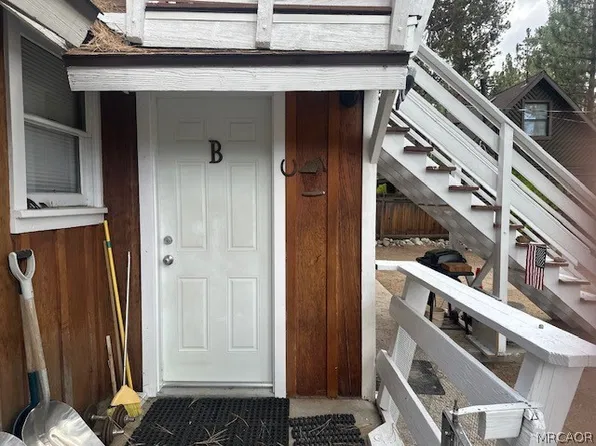 1146 Navajo St, Fawnskin, CA
