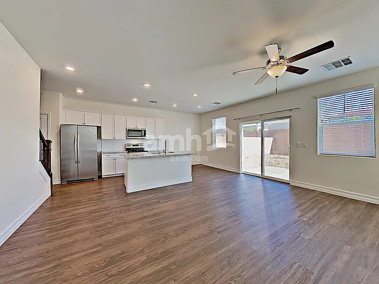 979 Nero Ave — Photo 6